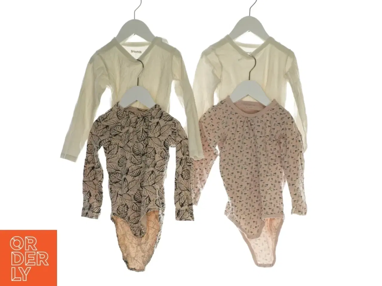 Billede 1 - Bodystockings (4 stk)(Str. 98) fra Ukendt (str. 98)
