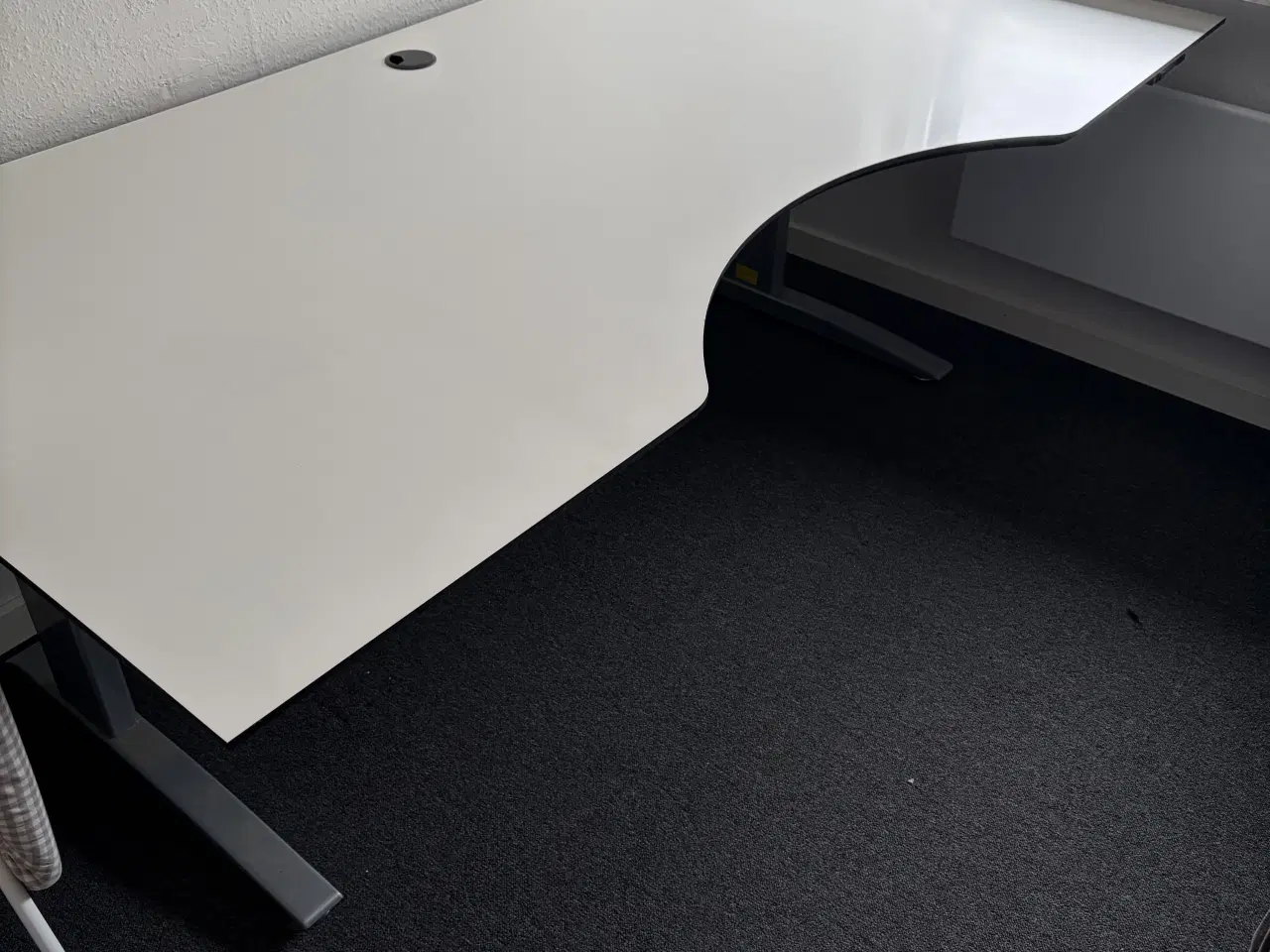 Billede 1 - Hæve-sænkebord i hvid