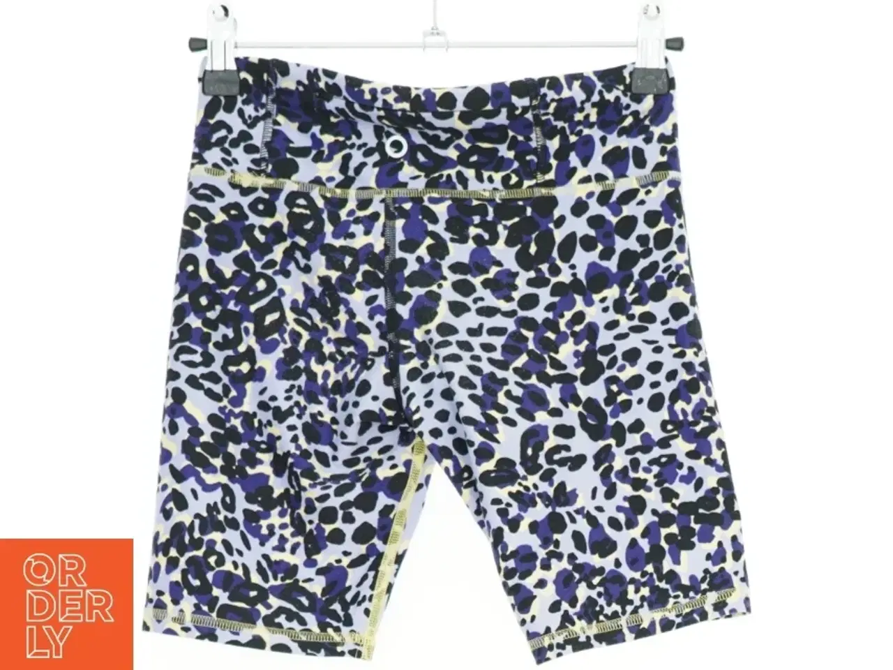 Billede 2 - Lækre bløde shorts (str. 134 cm)