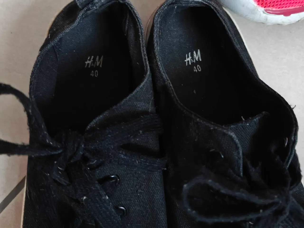 Billede 4 - 3 par sko til prisen 