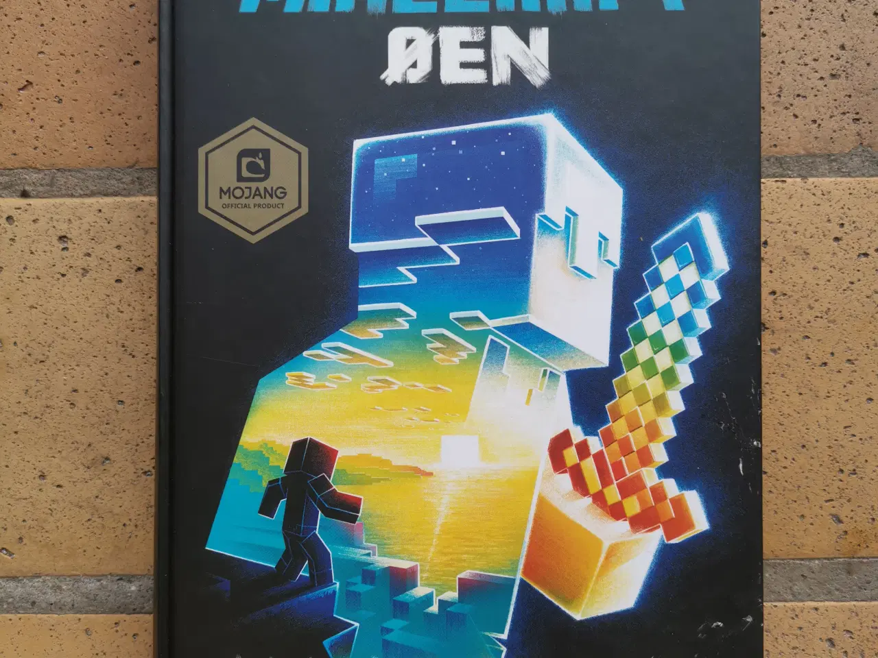 Billede 1 - Minecraft Øen Roman Hardback BOG