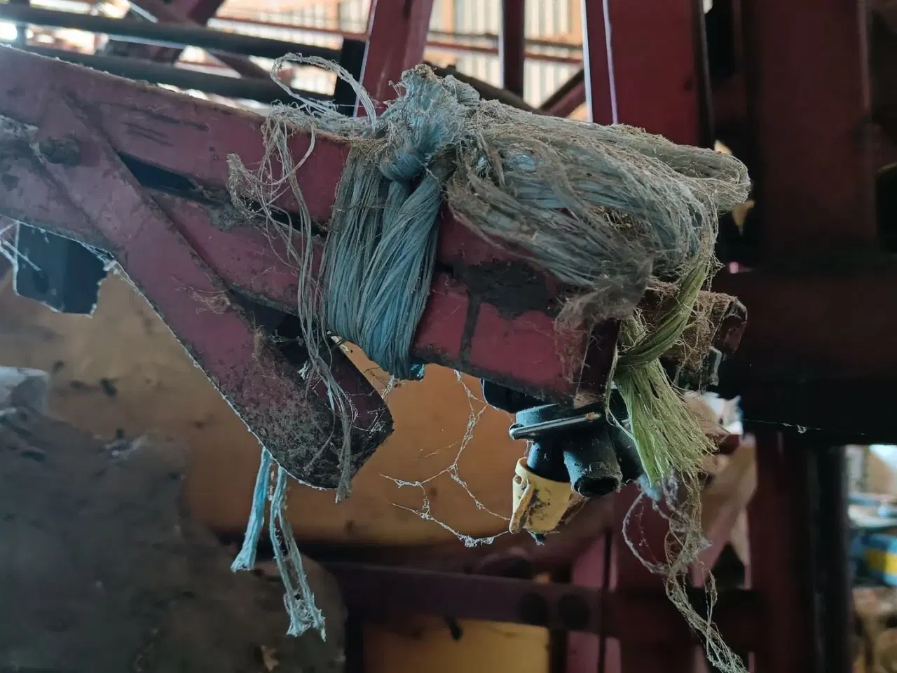 Billede 4 - Hardi trailer sprøjte 2400 l med 24 meter bom