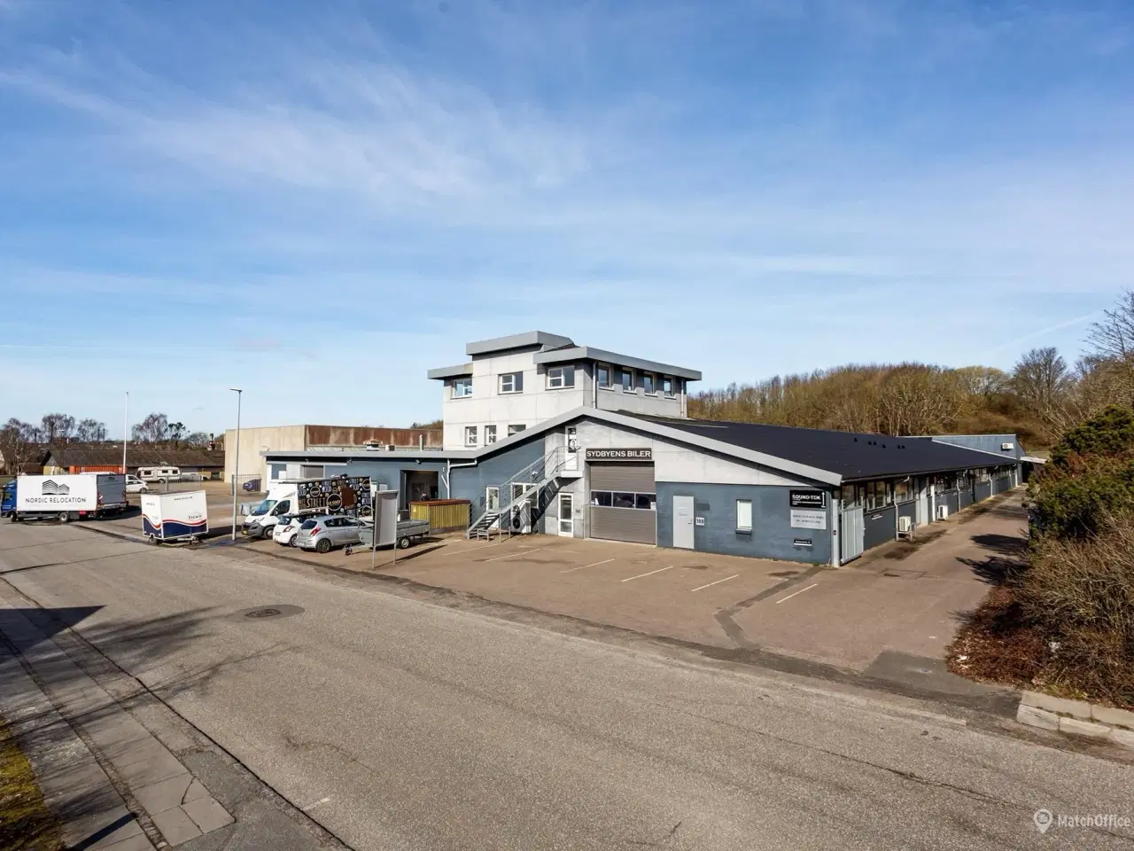 Billede 1 - Lyst kontor i større erhvervspark