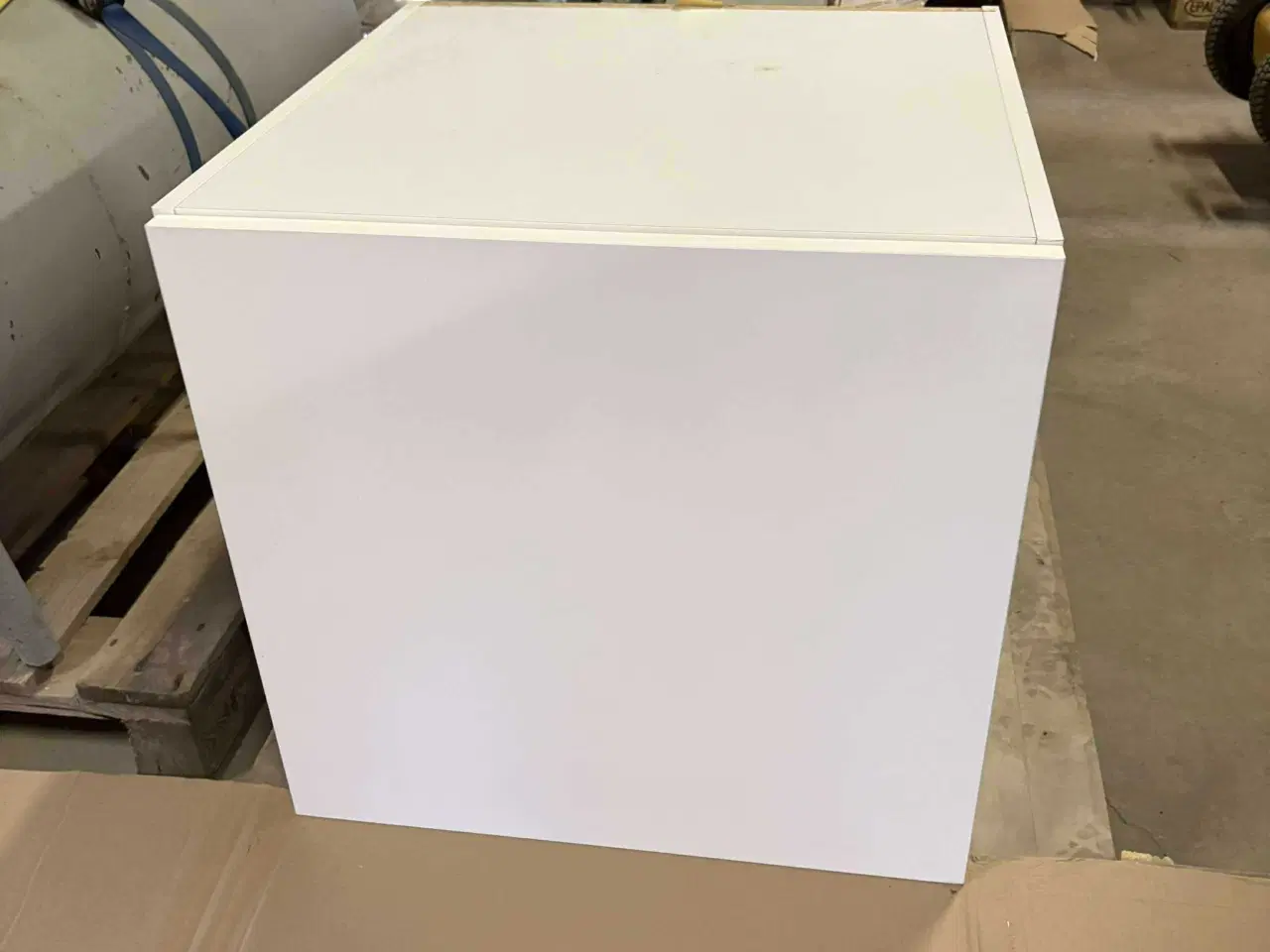 Billede 1 - Svane gulvskab