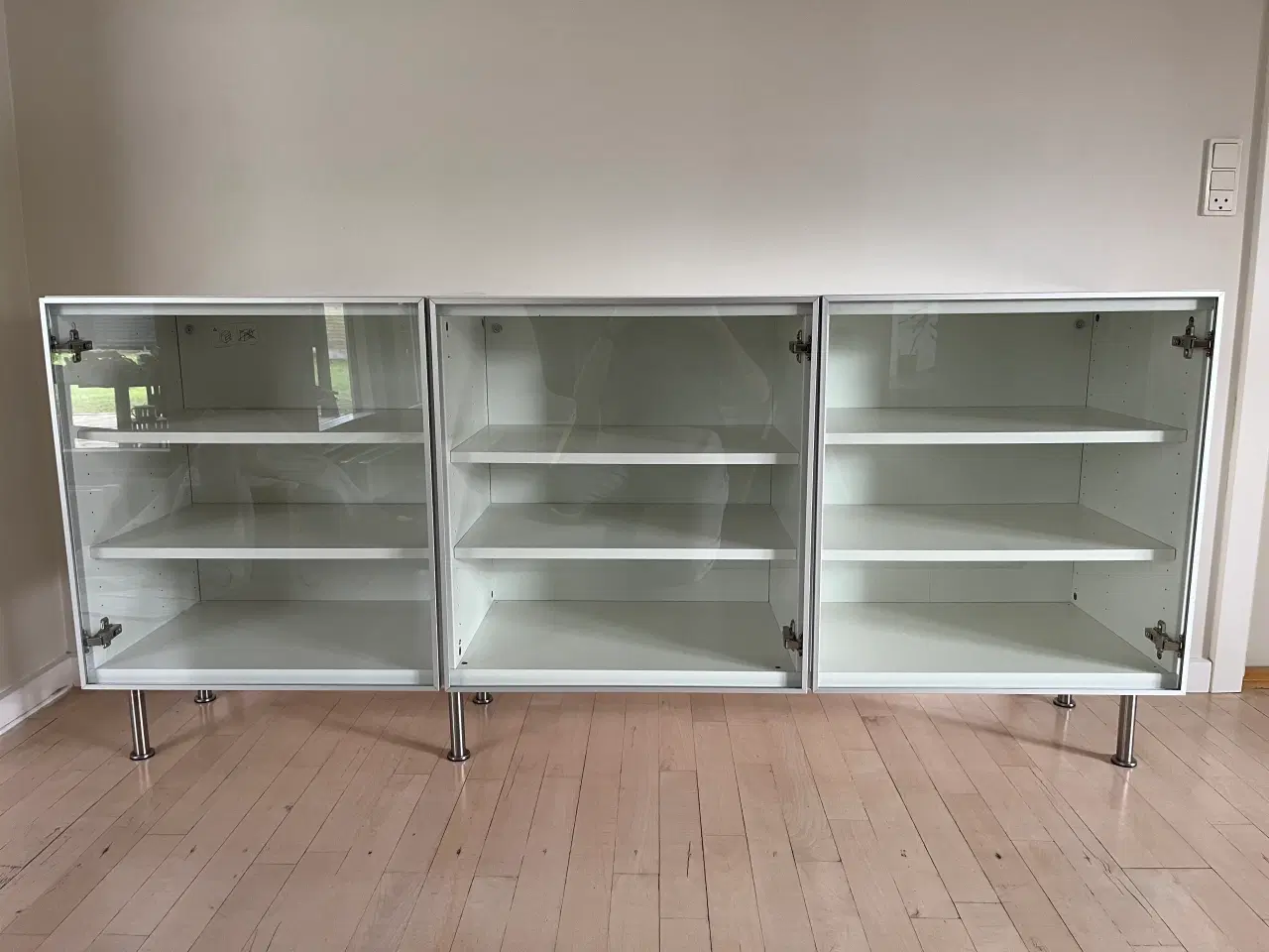Billede 1 - Ikea skab
