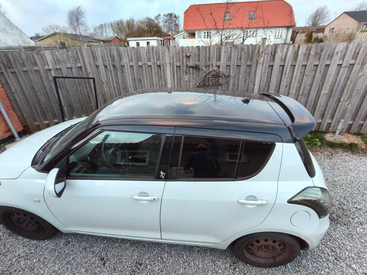 Billede 5 - Velholdt suzuki swift  2012 