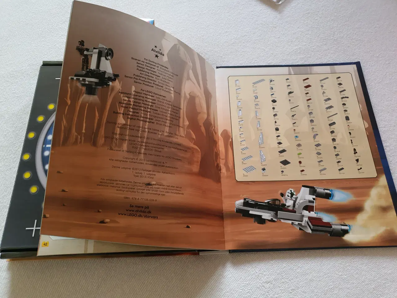 Billede 2 - Lego "Star Wars" bog