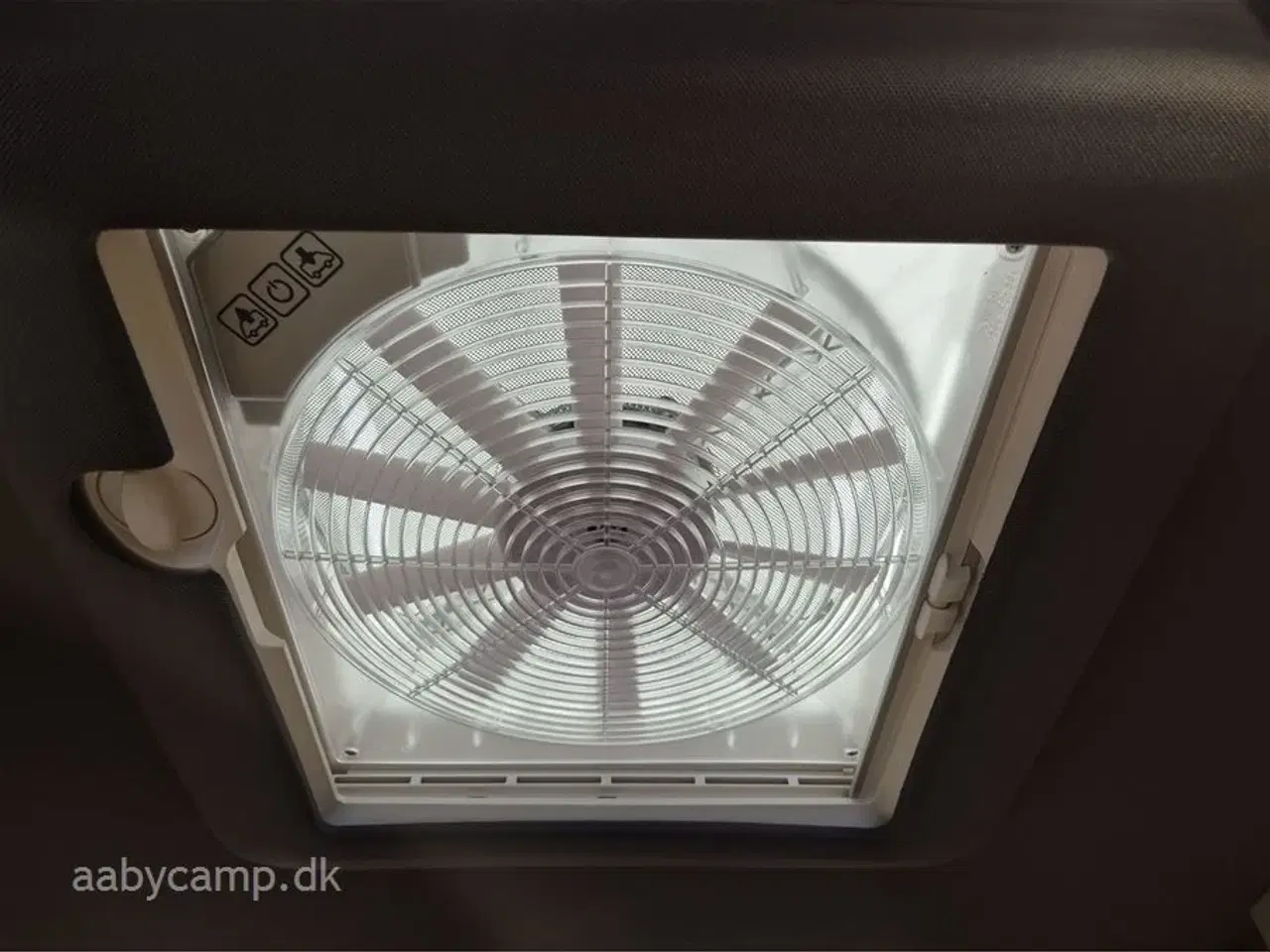 Billede 45 - 2025 - Niesmann+Bischoff Arto 78   solceller. 3x150 Ah lithium batterier. 3000w inverter. Elektrisk markise. Udv. gas/vand. Helårsdæk. 2x TV. Duo control. luft undervogn. Hydrauliske støtteben.