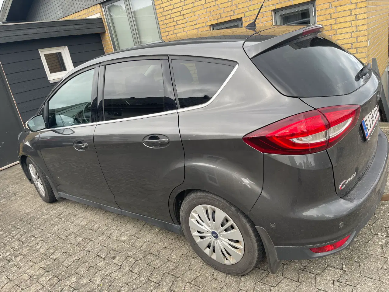 Billede 4 - Ford C-Max Årgang 2017