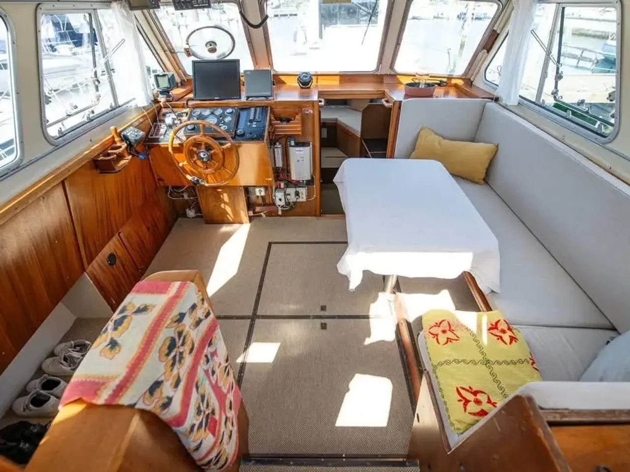 Billede 3 - Jupiter 33 – Flot stand og klassisk stil