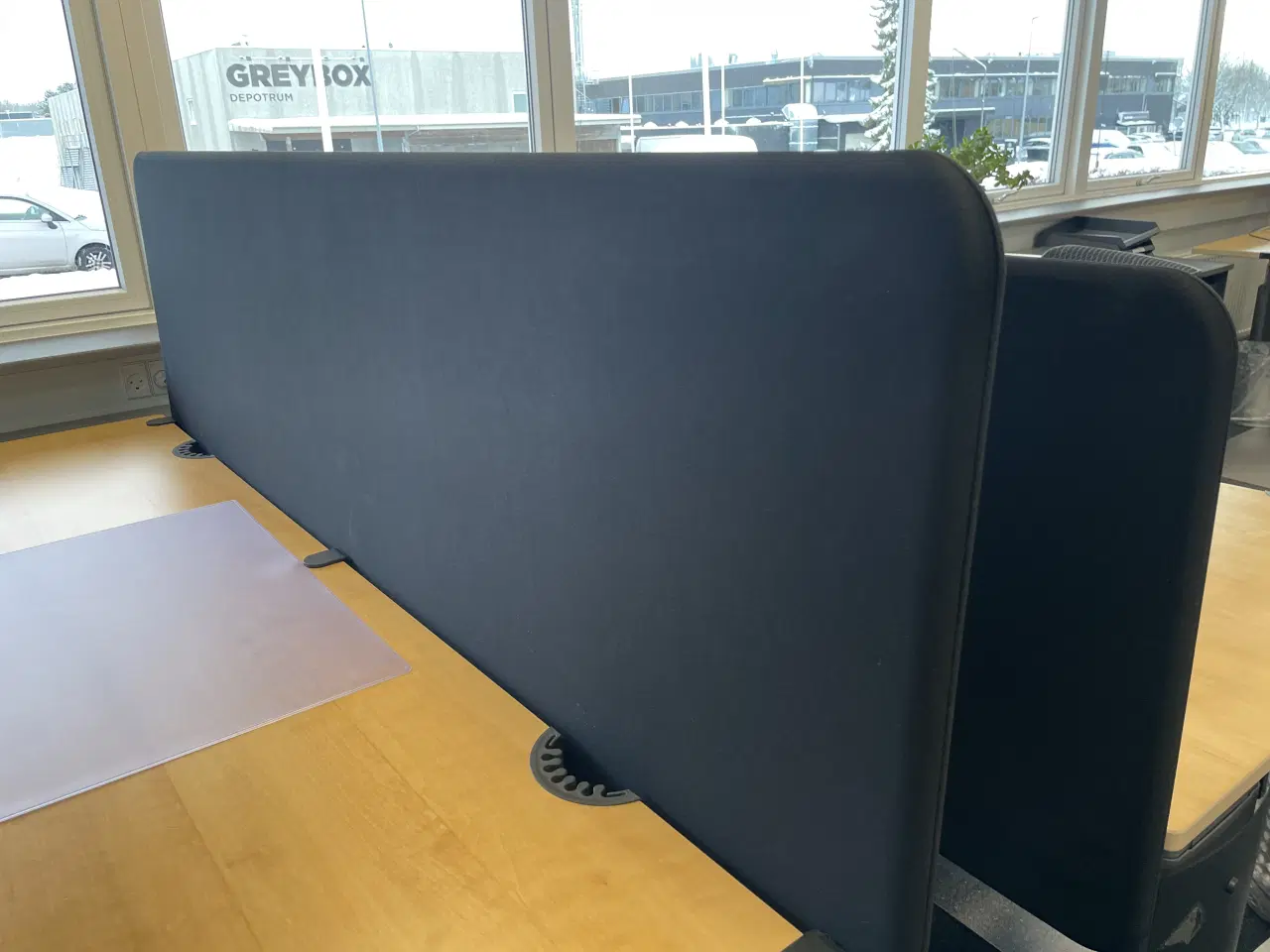 Billede 1 - Rumdeler/skillevæg til skrivebord 