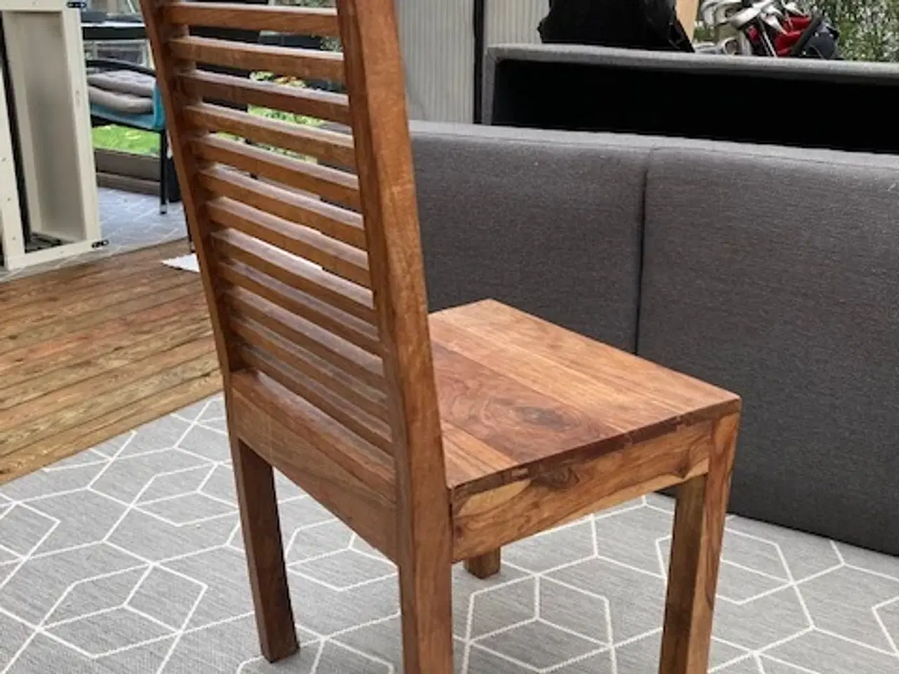 Billede 4 - Spisebord, 6 stole japansk kirsebærtræ