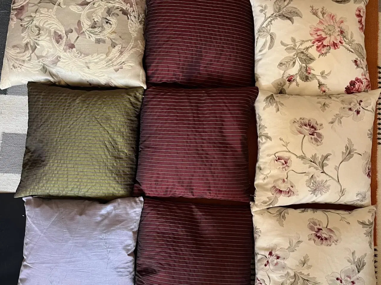 Billede 4 - 9 eksklusive Lene Bjerre pyntepuder – alle med dun