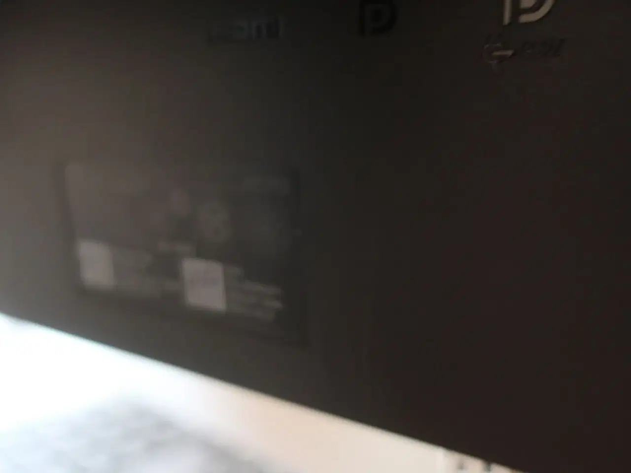 Billede 5 - 2 stk. 24" DELL skærme samt dockingstation og tastatur