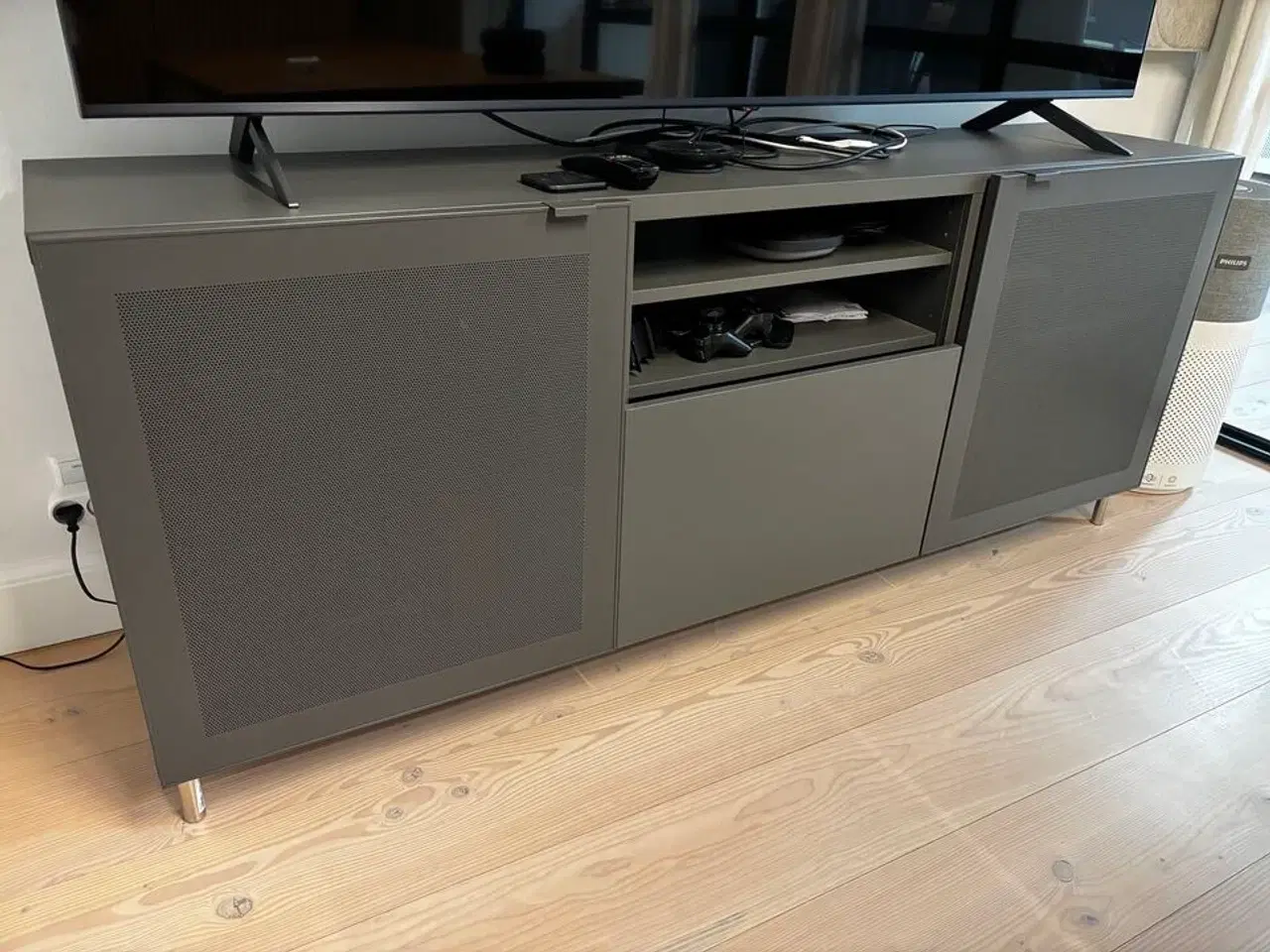 Billede 1 - Tv-bord - IKEA BESTÅ