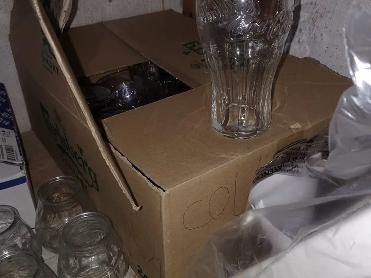 Billede 5 - Tøm et kælderrum