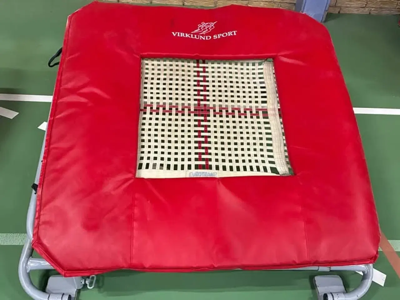 Billede 5 - Minitrampoliner til springgymnastik. 