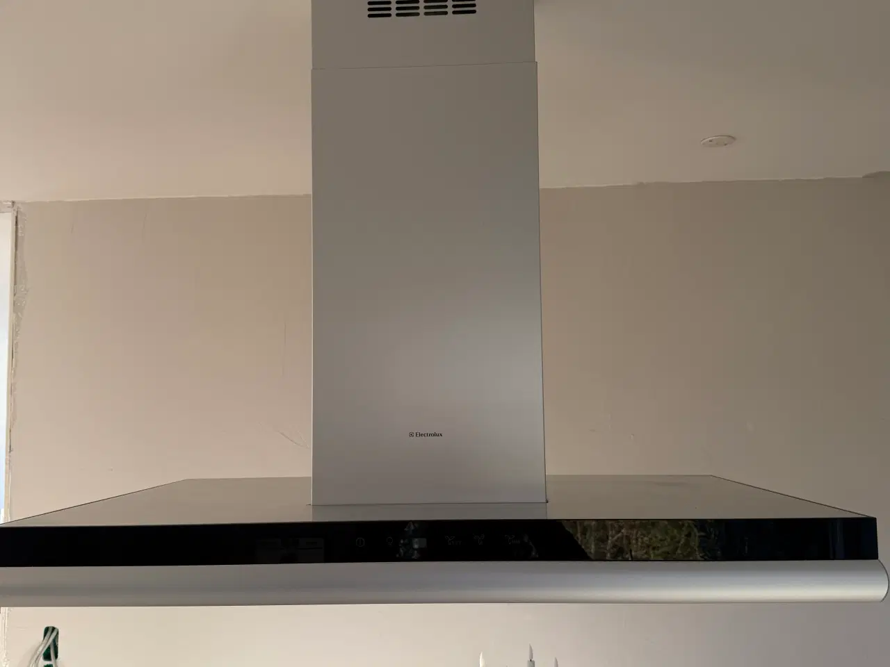 Billede 1 - Emhætte frithængende fra electrolux 