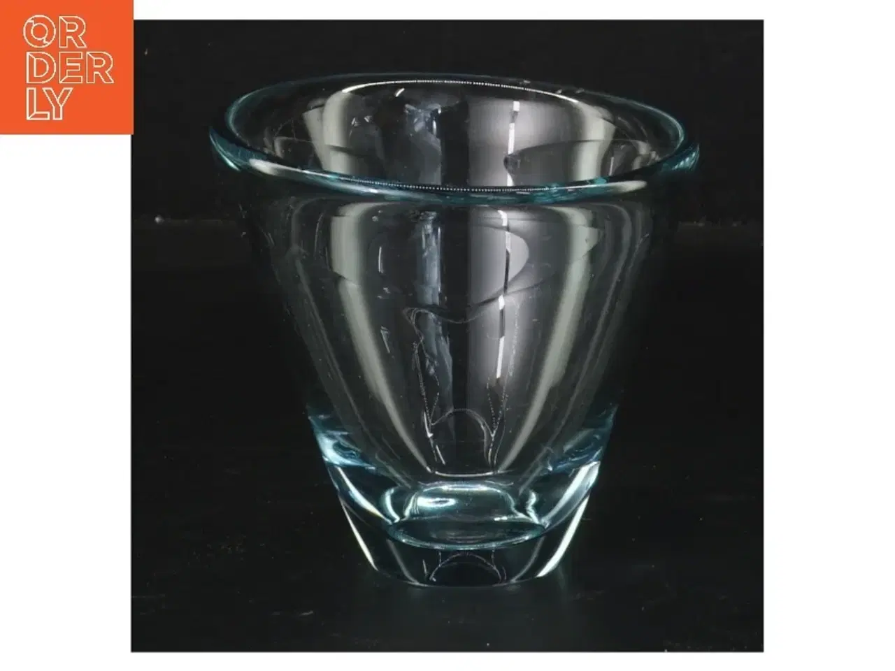 Billede 1 - Transparent glasvase fra Holmegaard (str. Ø 10 cm højde 10 cm)