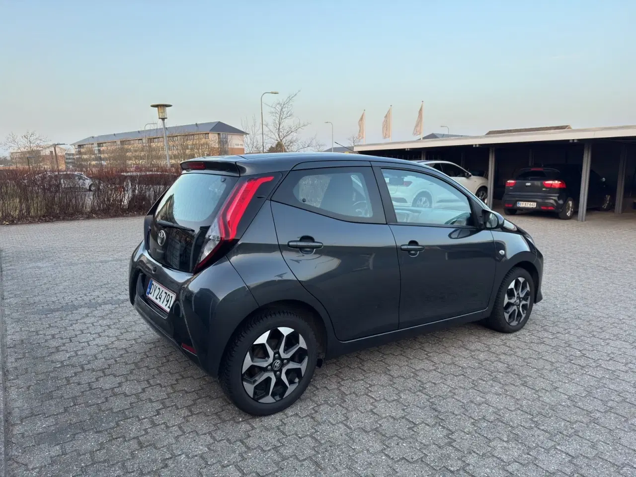 Billede 5 - Toyota Aygo 1,0 VVT-i x-plore x-shift