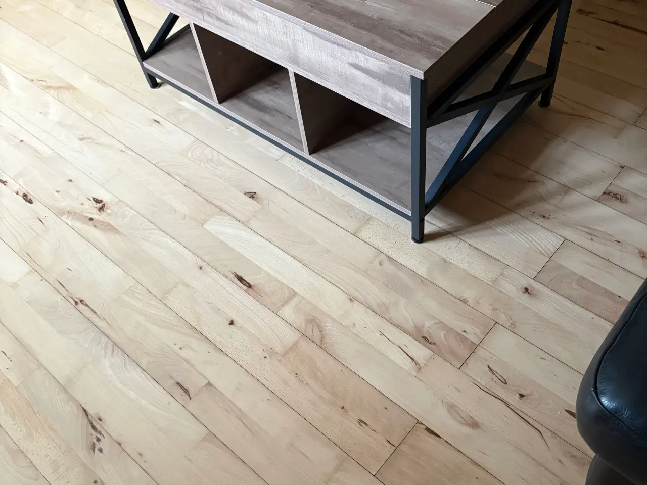 Billede 5 - Sofabord med slå ud funktion.