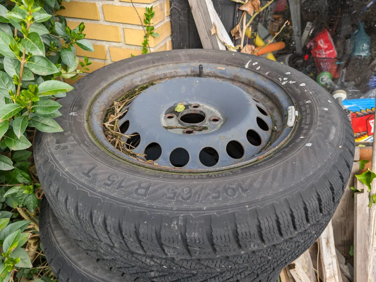 Billede 2 - 15" stålfælge med dæk