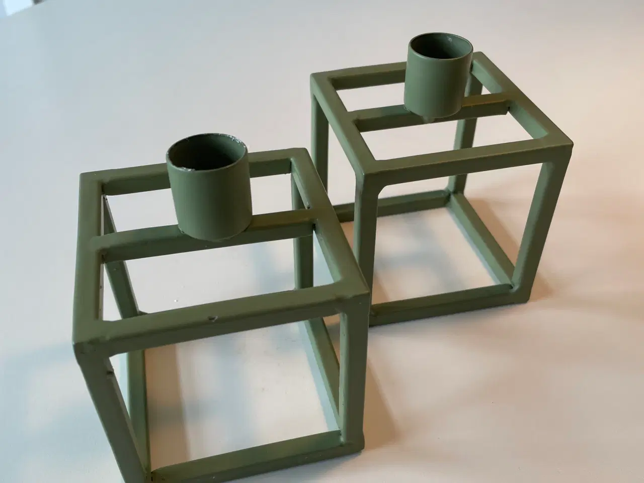 Billede 3 - Kubistiske olivengrønne lysestager