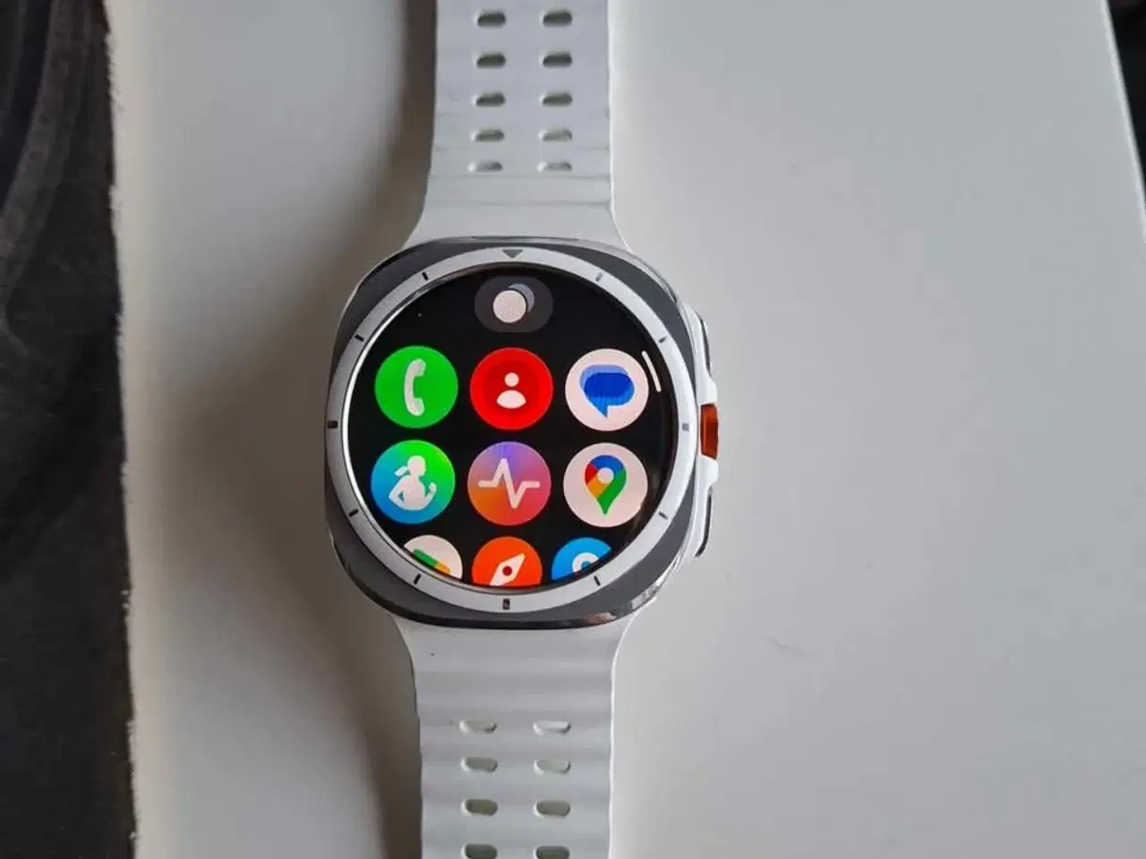 Billede 1 - Samsung Galaxy Watch Ultra LTE Titanium Hvid 