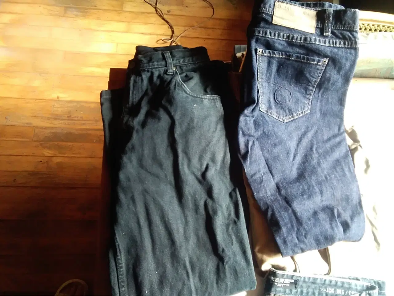 Billede 4 - Jeans S-M-L 31-36 Velholdte stk pr 50 Byt m XL OK 