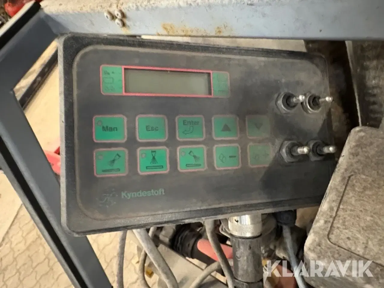 Billede 9 - Saltspreder Kyndestoft Uni-deicer