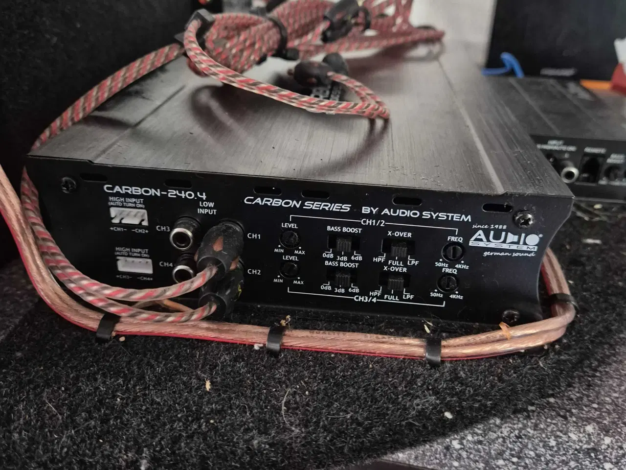 Billede 9 - forstærker og subwoofer sæt.