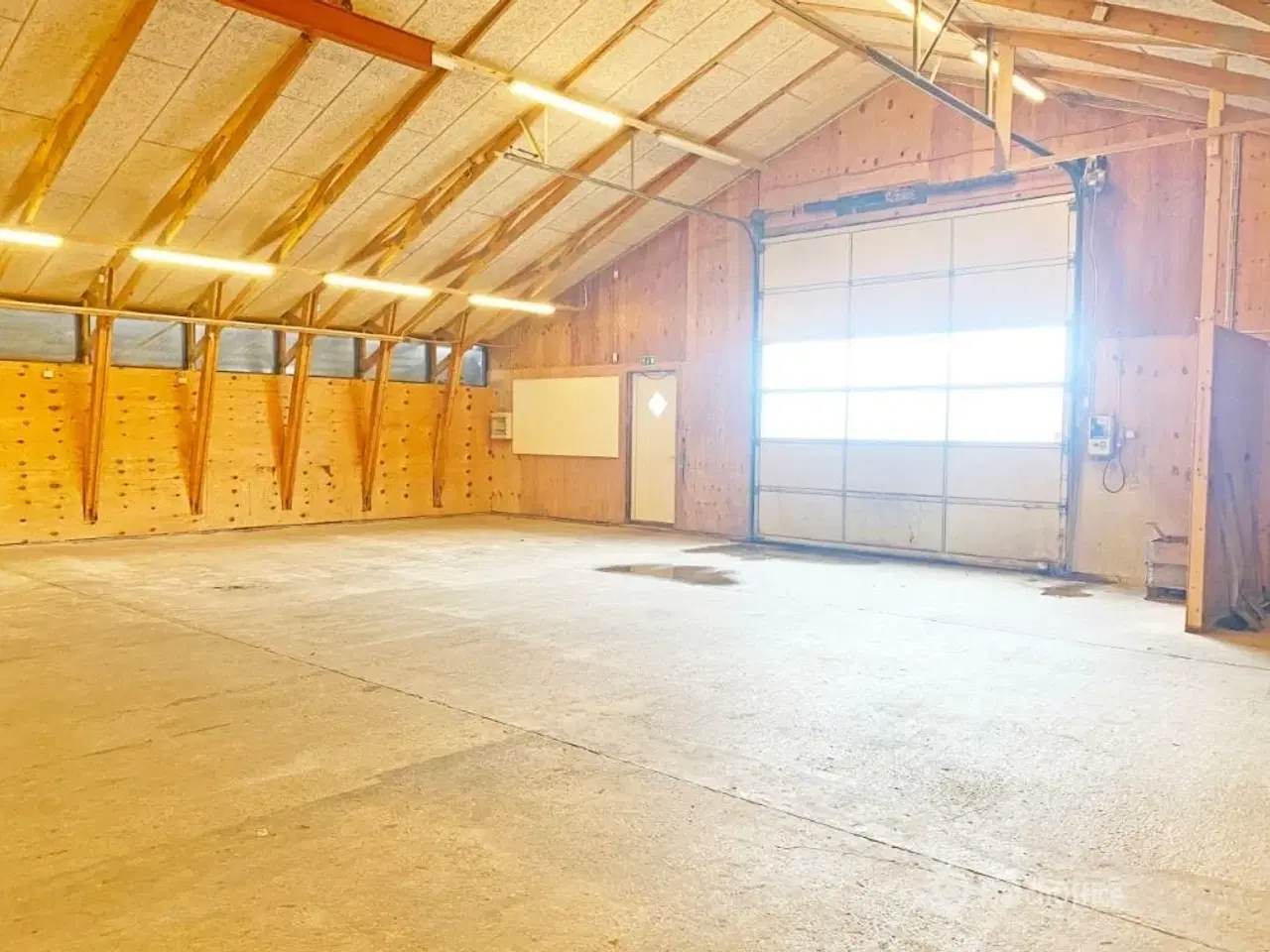 Billede 6 - Velbeliggende lager- / produktionslokale med stort udenoms areal