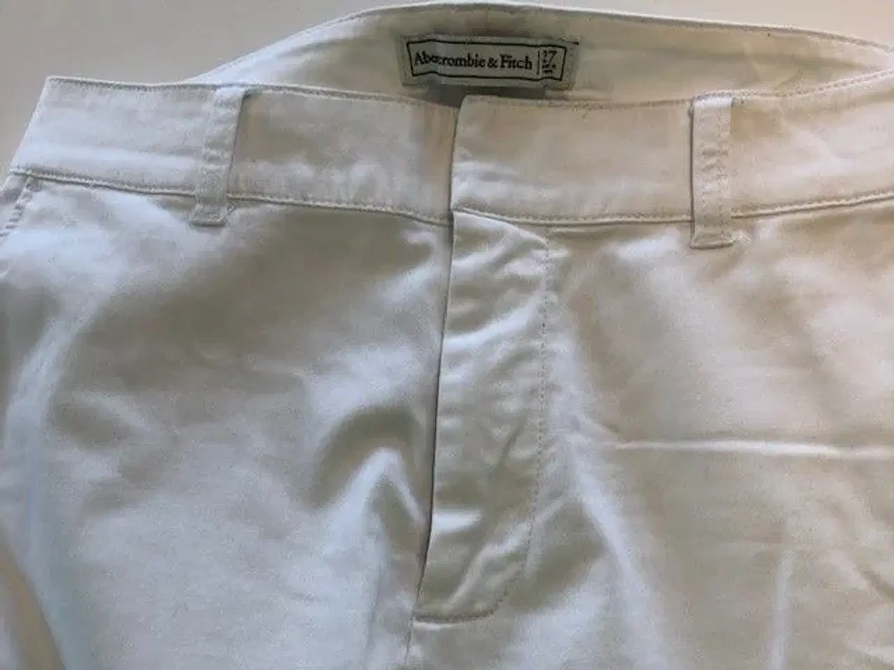 Billede 4 - Hvide bukser