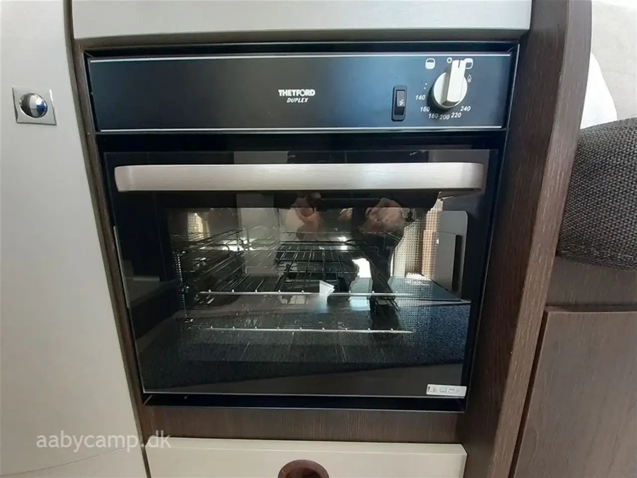 Billede 13 - 2021 - Benimar Tessoro T468   Bæmærk uden sænkeseng! Nk pakke. Automatgear. varme på spildevandstanken. solceller. Anhængertræk.