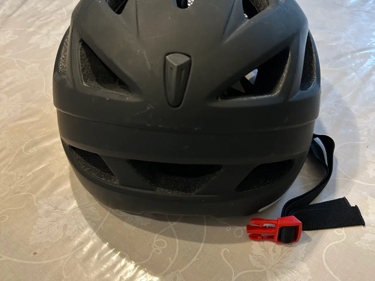 Billede 2 - Abus cykelhjelm sælges