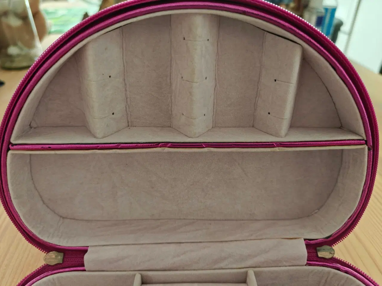 Billede 5 - Smykkeskrin Gillian Jones