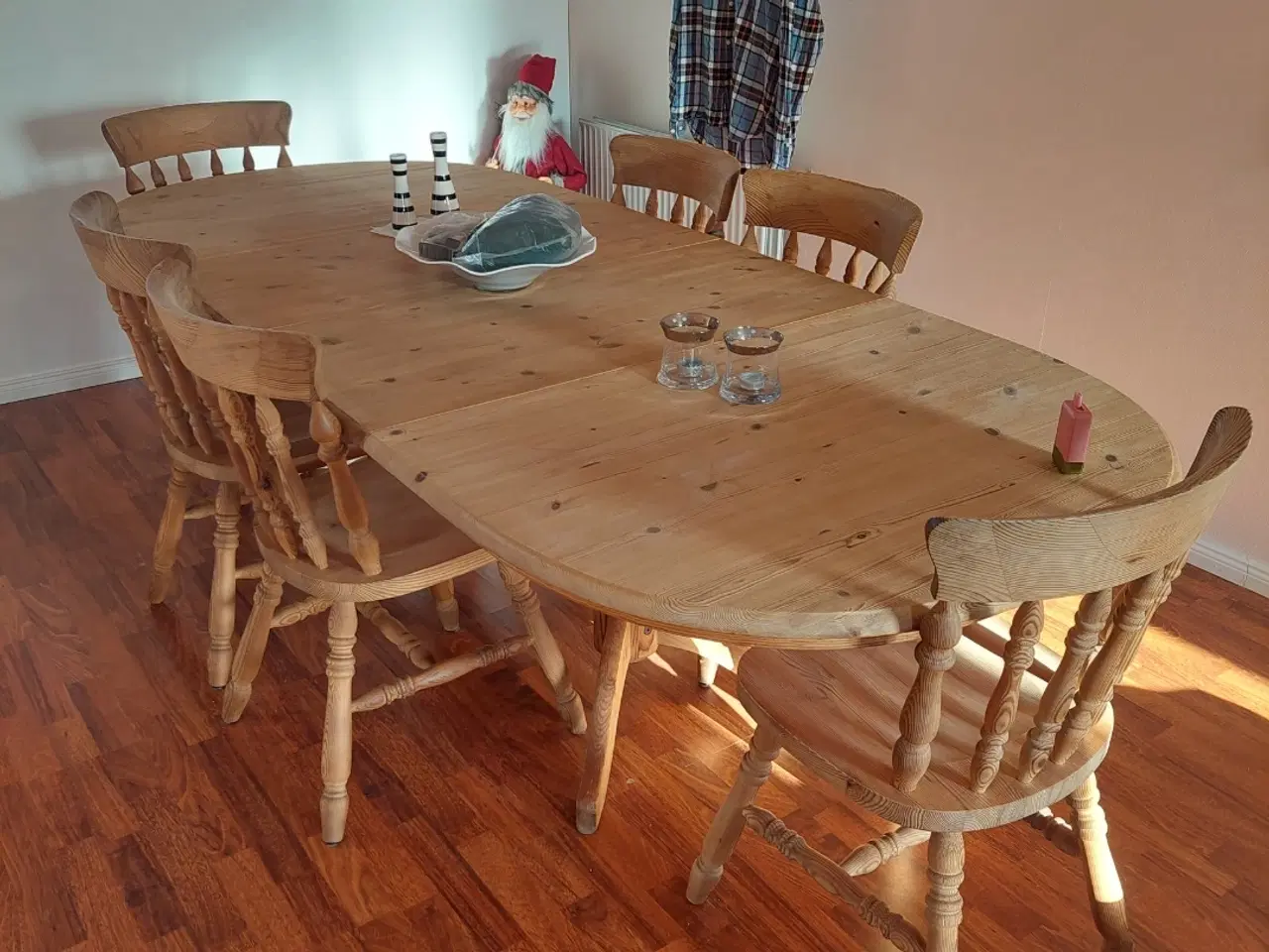 Billede 2 - Spisebord med 2 tillægs plader