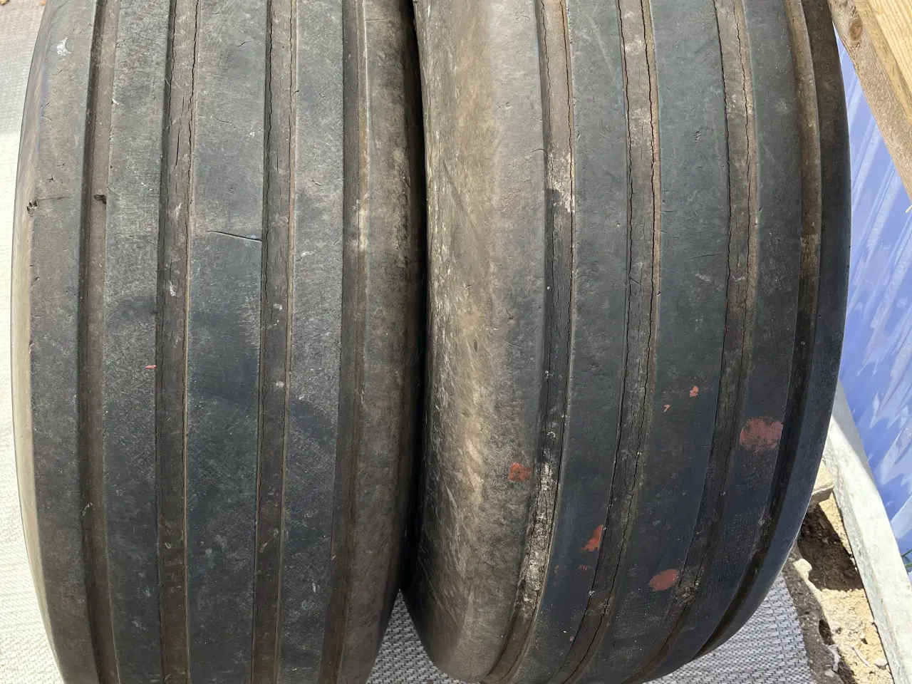 Billede 1 - Forhjul  fordson