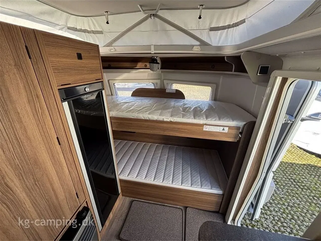 Billede 12 - 2023 - Eriba Touring 560   Ikonisk retrodesign møder moderne komfort