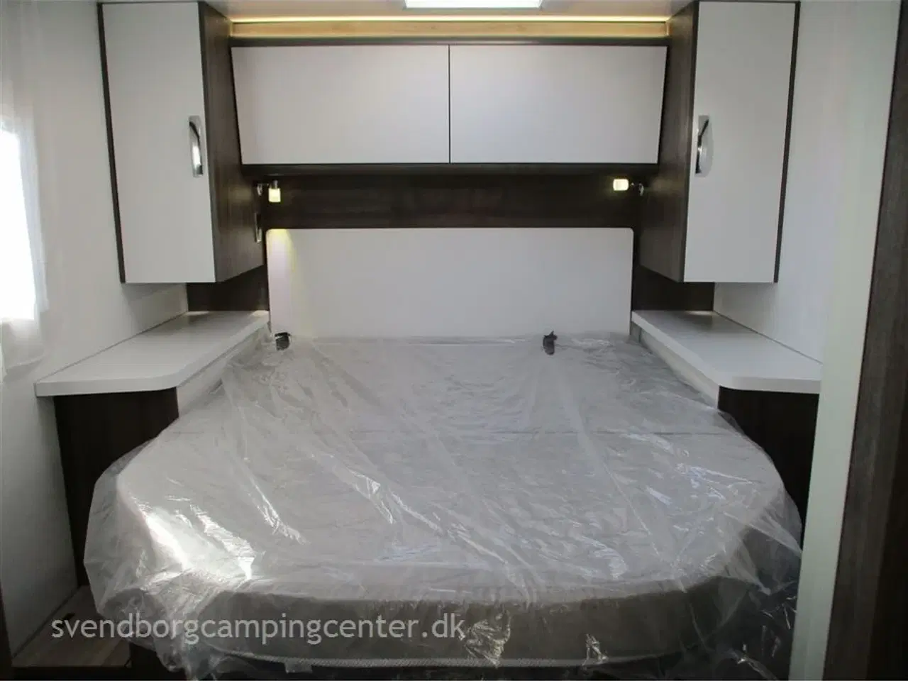 Billede 5 - 2024 - Benimar Tessoro 496 Limited   Veludstyret Benimar med Queensbed