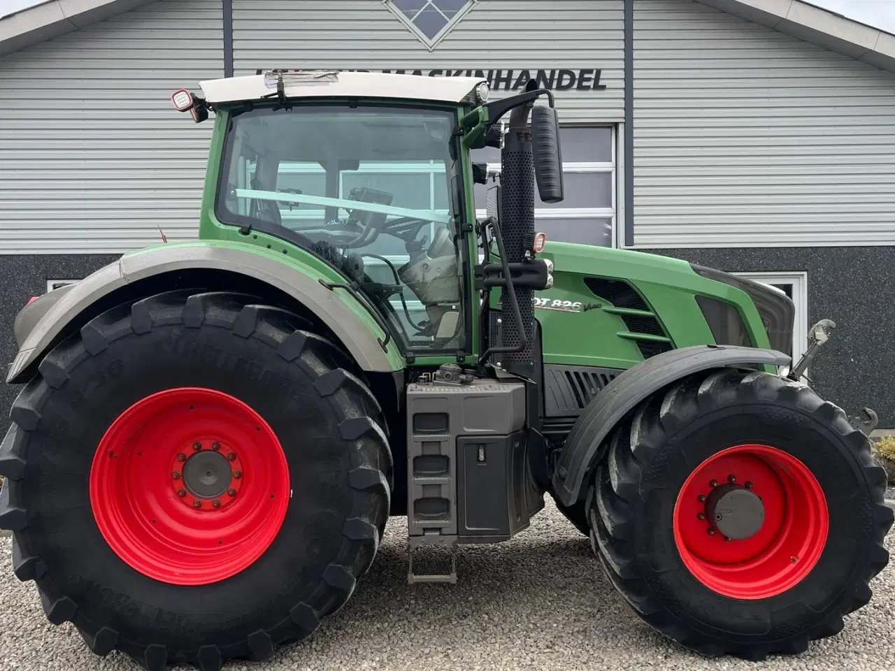 Billede 8 - Fendt 826 Vario med frontlift og frontpto