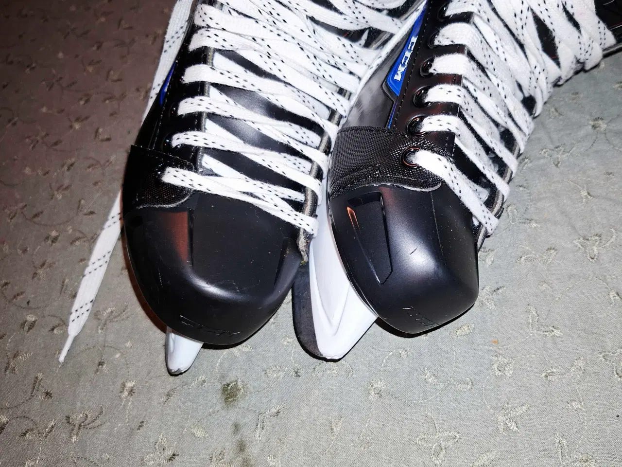 Billede 2 - CCM ishockeyskøjter str 38