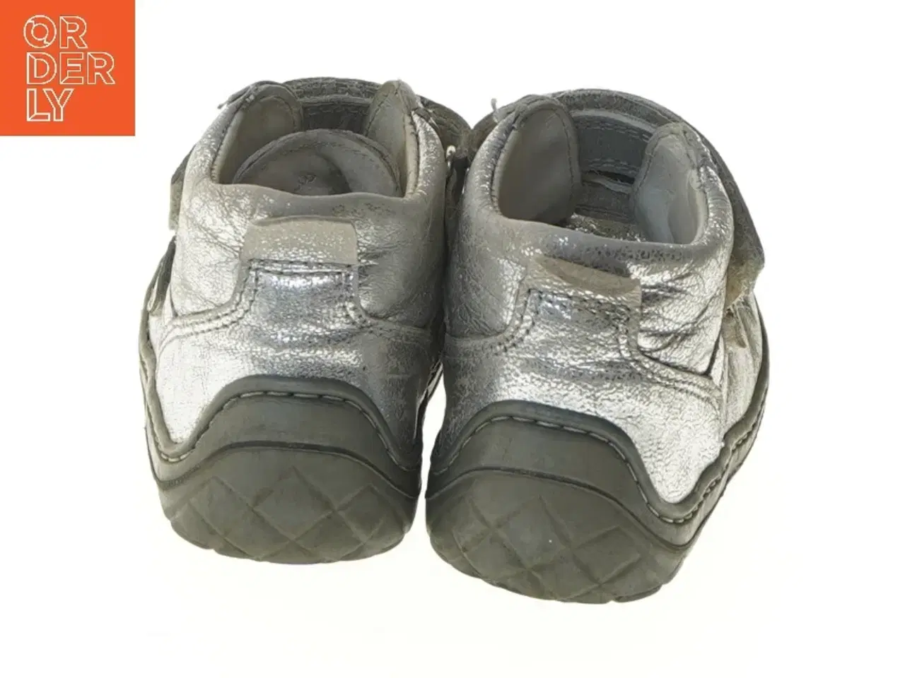 Billede 4 - Sølvfarvede børnesko med velcro fra Superfit (str. 23 )