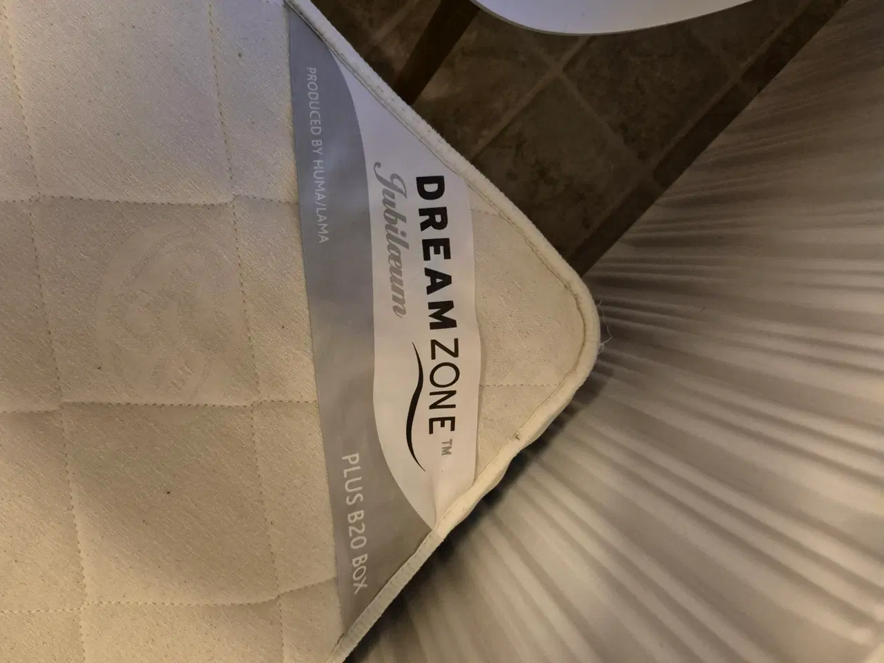 Billede 4 - 2 stk enkelt senge med topmadras 90x200 cm