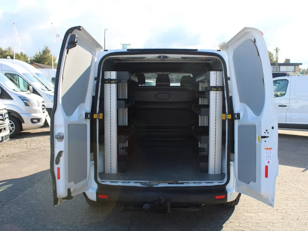 Billede 10 - Ford Transit Custom 320L 2,0 TDCi 130 Trend Mandskabsvogn