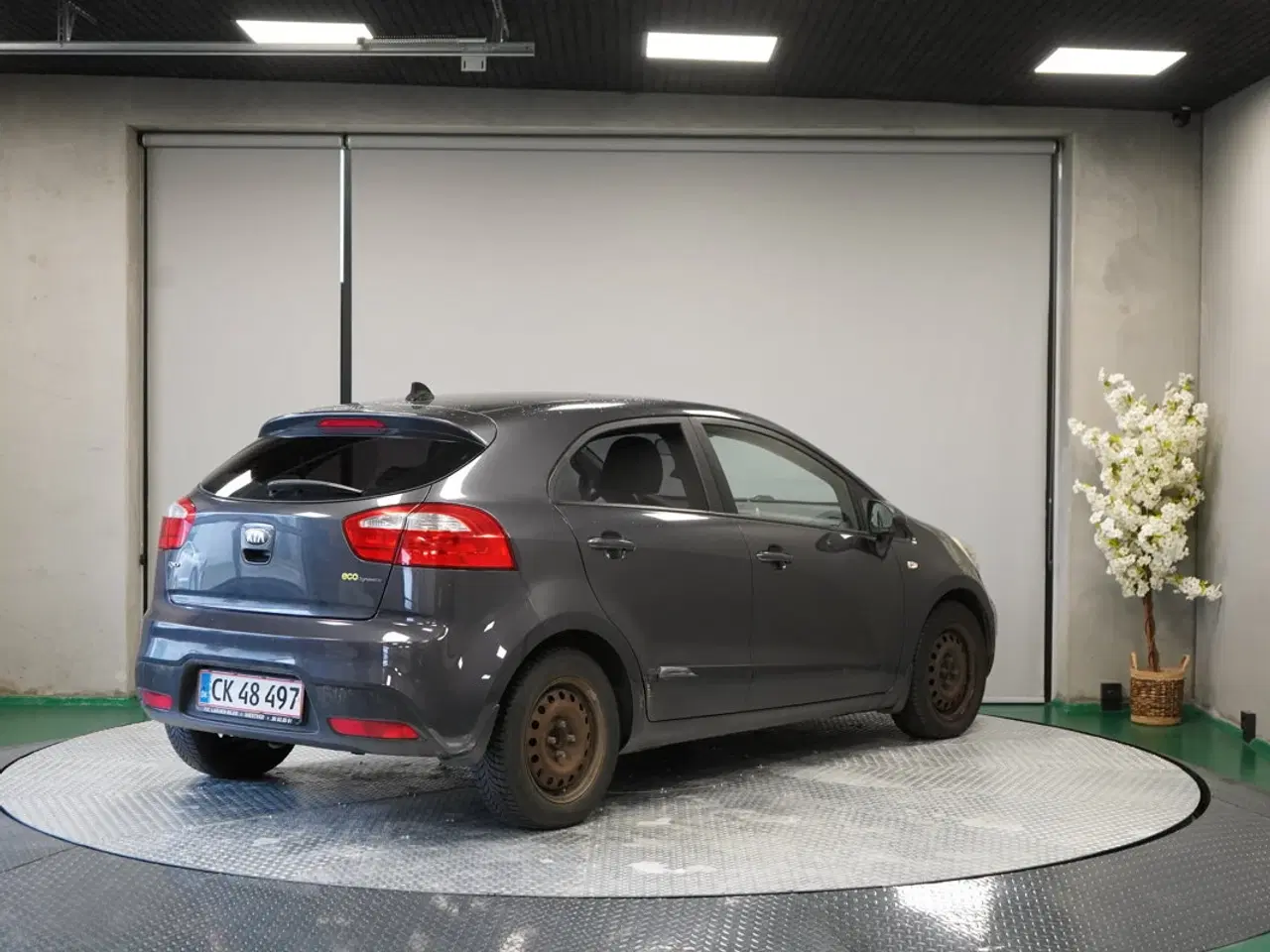 Billede 5 - Fin pendler benzinbil.