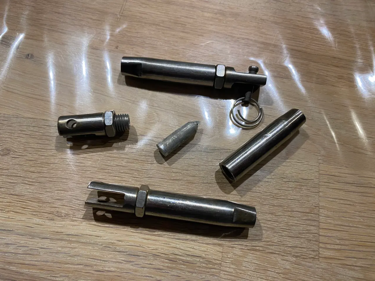 Billede 1 - Beslag til søgelænder