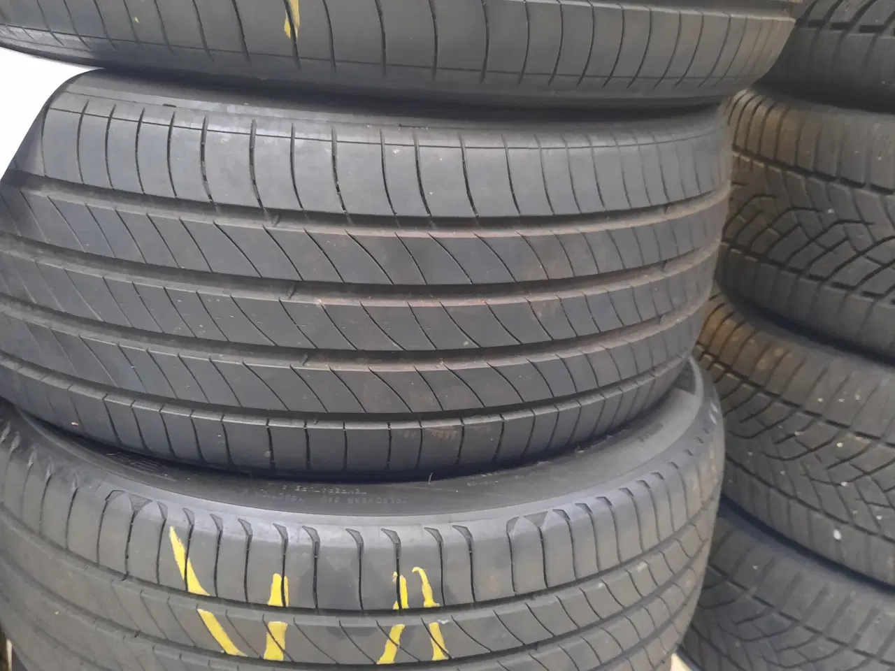 Billede 1 - 4 x Michelin dæk 245/45-19
