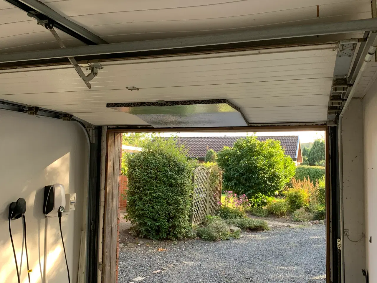 Billede 2 - Garageport med kassette mønster og motor