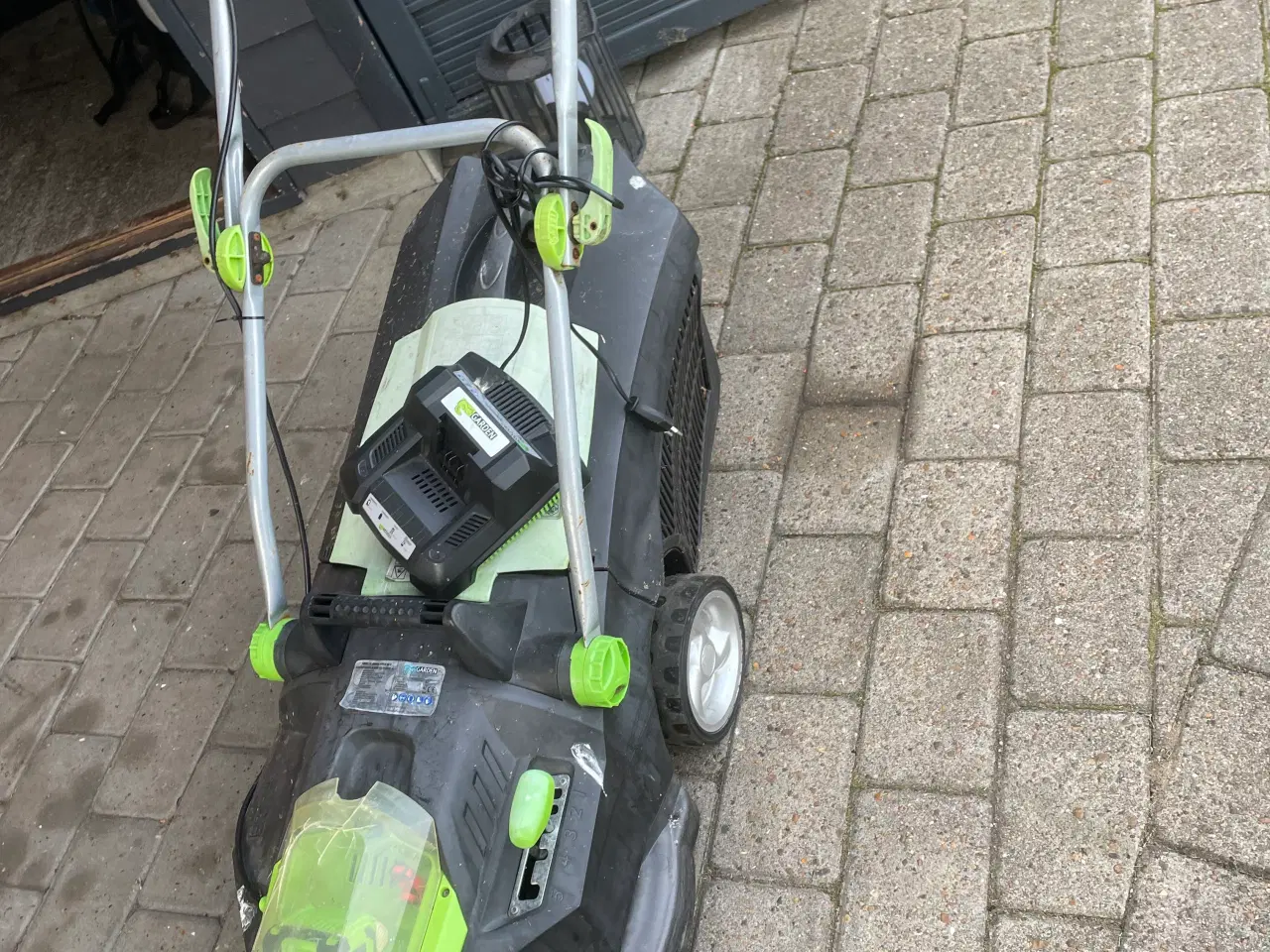 Billede 3 - Garden Plæneklipper med batteri
